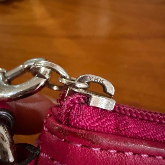 Coach Legacy Leather Universal Travel Wristlet Coin Pouch Case in Fuchsia Pink - Picture 7 of 12